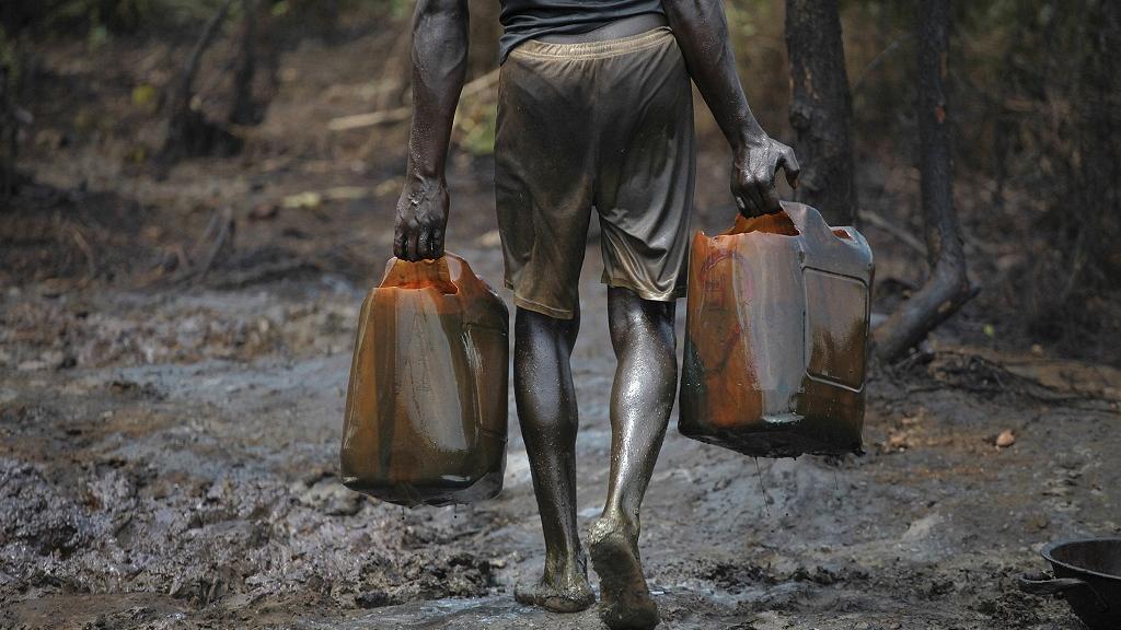 Read more about the article Nigeria plans to transform illegal refineries into consortium