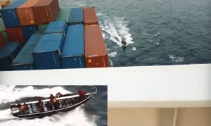 Read more about the article Nigerian pirates attack container ship (VIDEO)