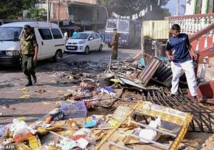 Read more about the article Fresh arson attacks in Sri Lanka despite emergency laws