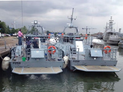 You are currently viewing Nigeria cancels maritime security contract