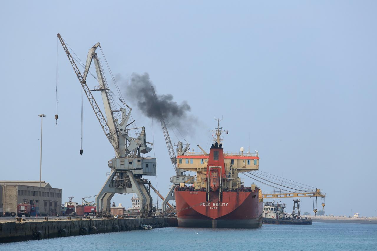 You are currently viewing Saudi-led coalition destroys Houthi boats targeting tanker in Red Sea-Al Arabiya