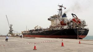 Read more about the article Following continuous defeats, Houthi militias offer handing over Hodeidah port