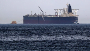 Read more about the article Iranian oil tanker on fire after explosion off Saudi coast – reports